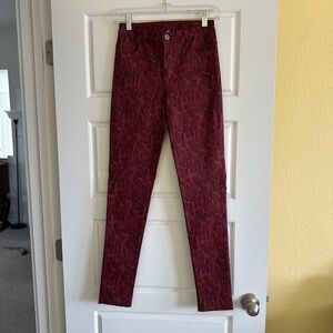Stylish Red Snake Print Women's Skinny Pants
